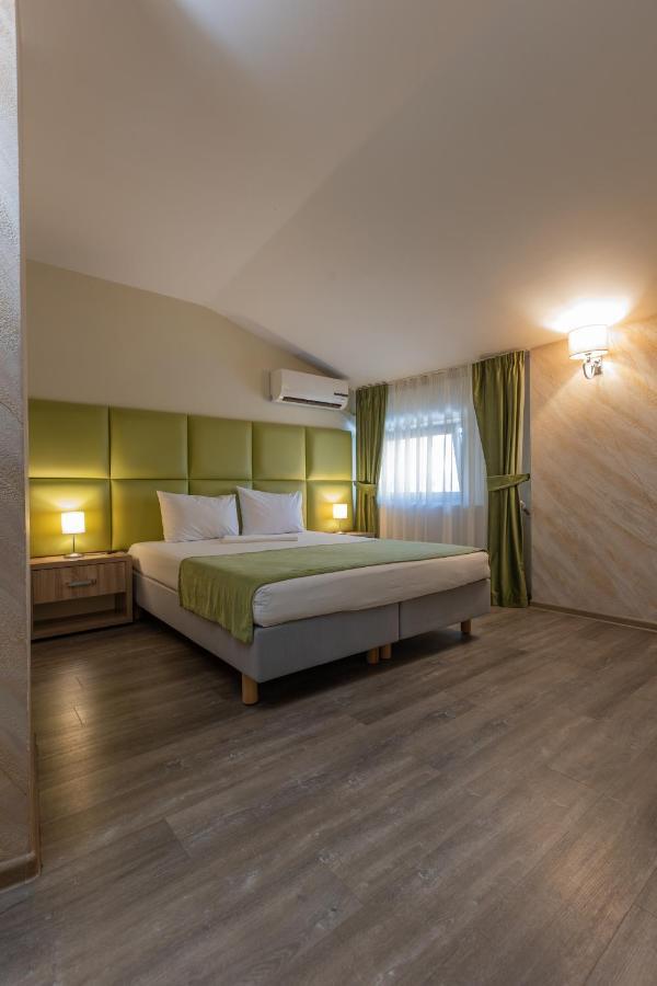 Hotel Corvaris บูคาเรสต์ ภายนอก รูปภาพ