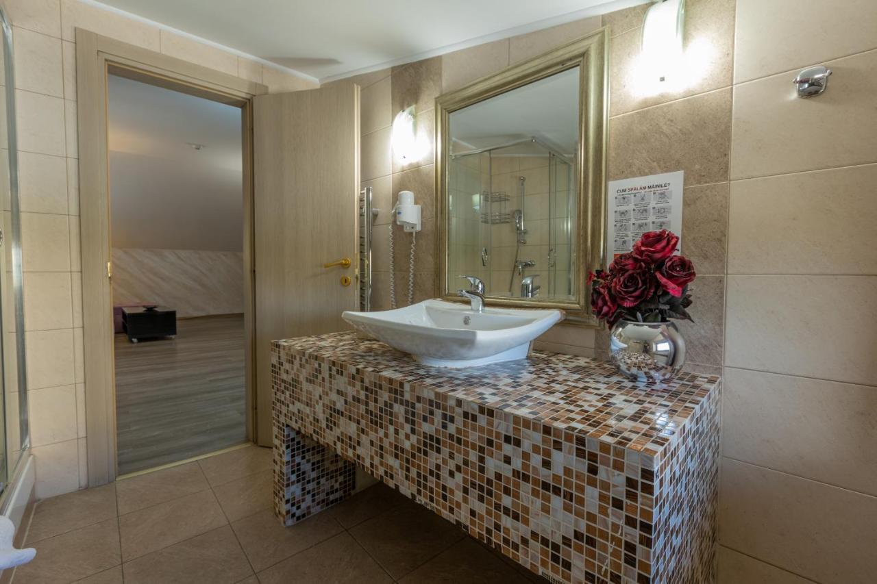 Hotel Corvaris บูคาเรสต์ ภายนอก รูปภาพ