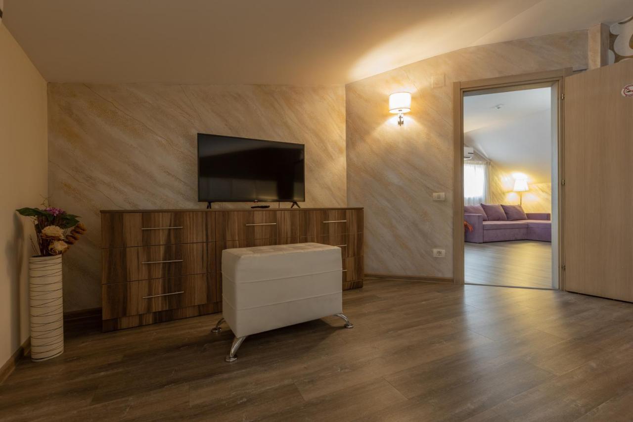 Hotel Corvaris บูคาเรสต์ ภายนอก รูปภาพ