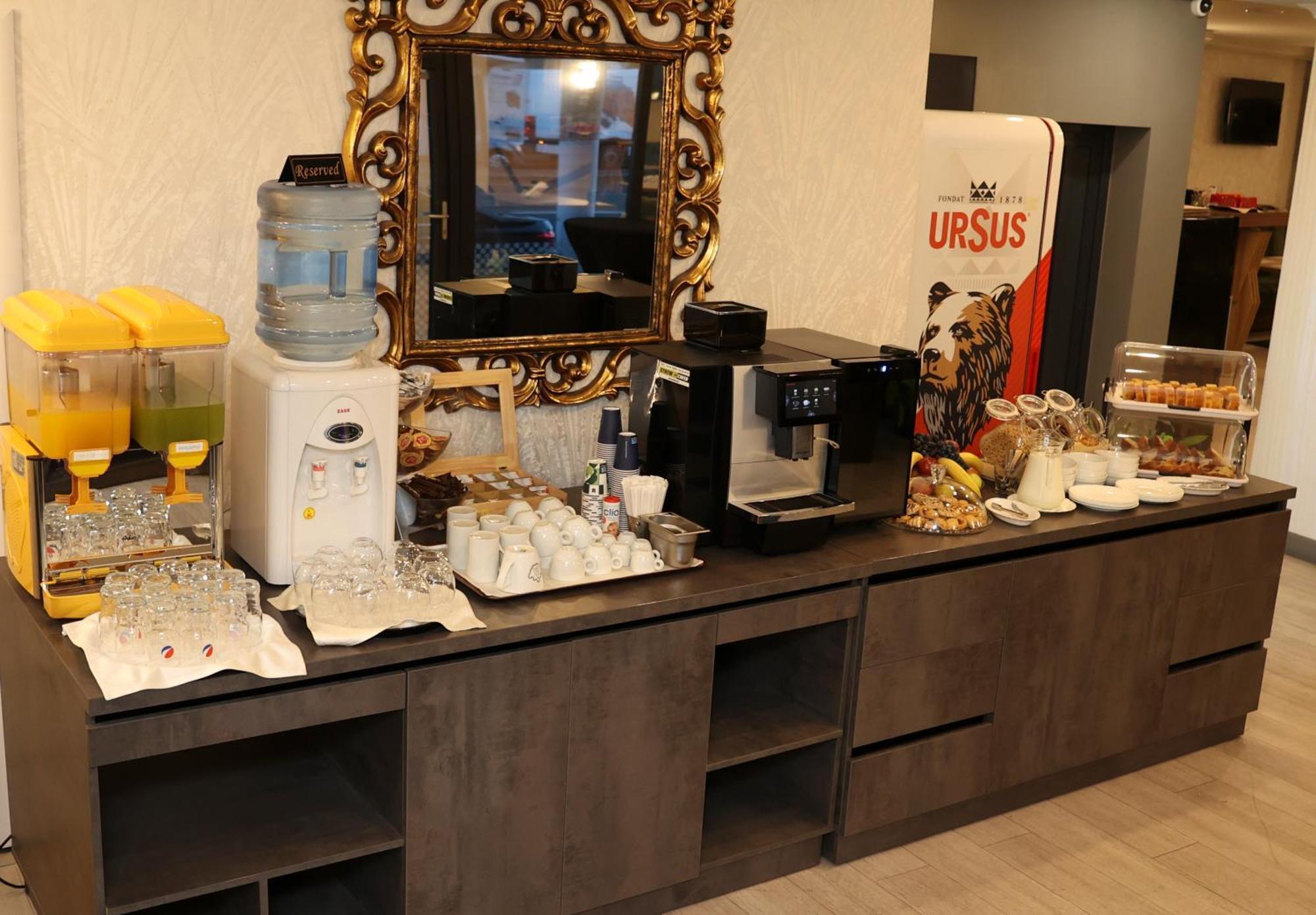Hotel Corvaris บูคาเรสต์ ภายนอก รูปภาพ