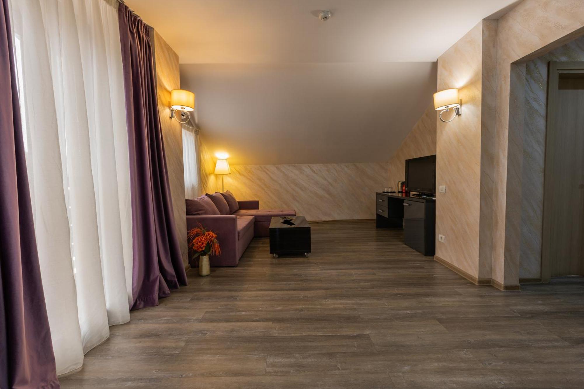 Hotel Corvaris บูคาเรสต์ ภายนอก รูปภาพ