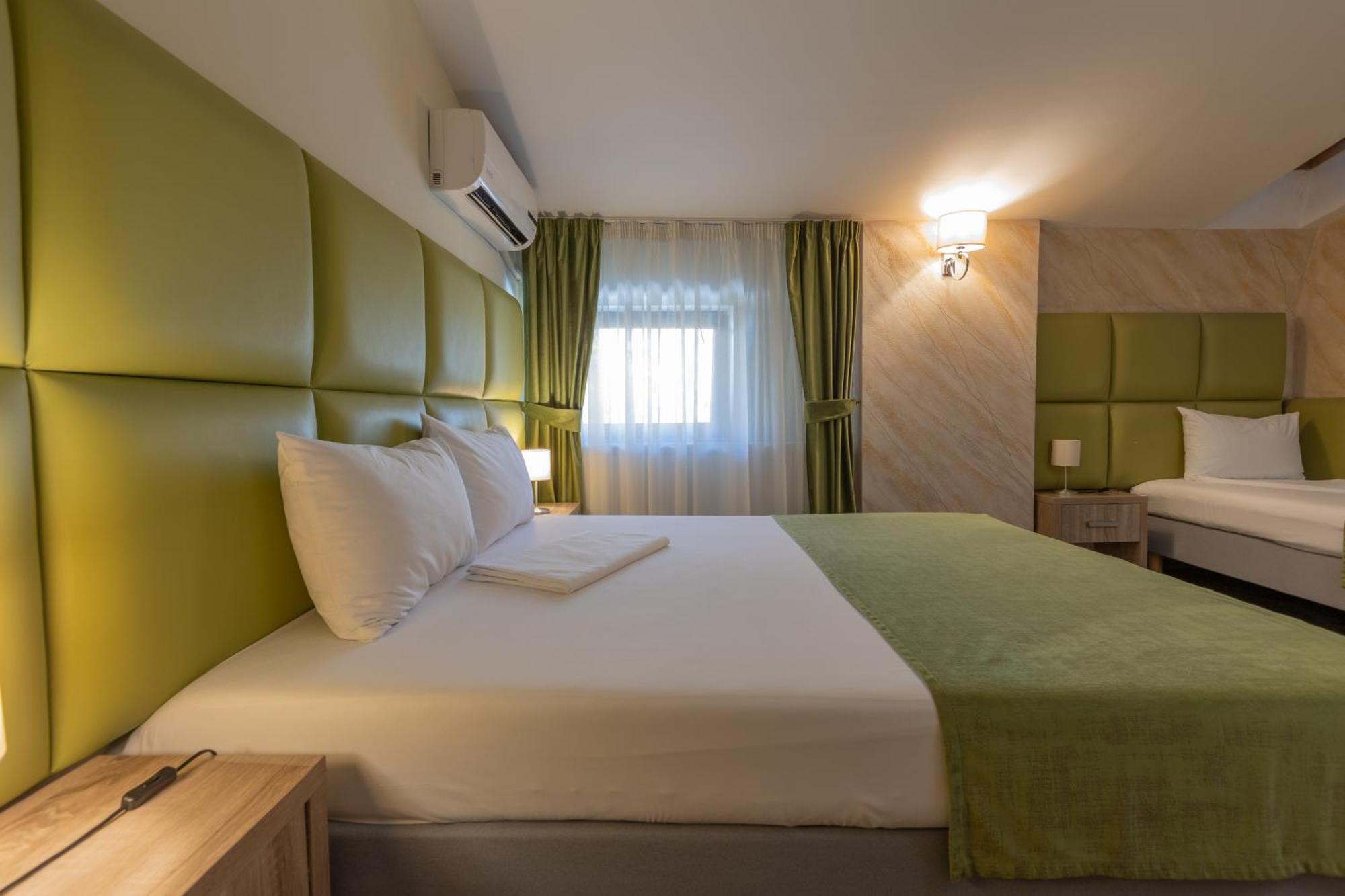 Hotel Corvaris บูคาเรสต์ ภายนอก รูปภาพ